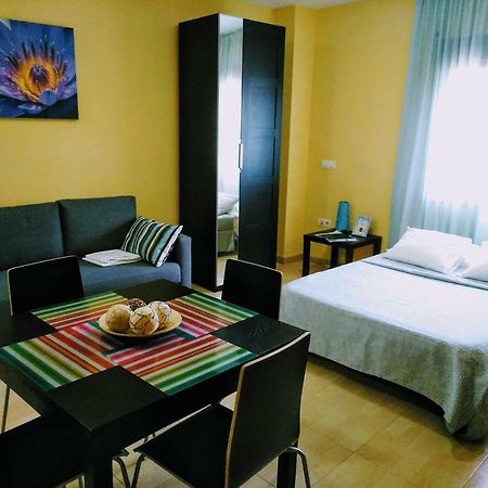 Apartamento Domingo Lozano مالقة المظهر الخارجي الصورة