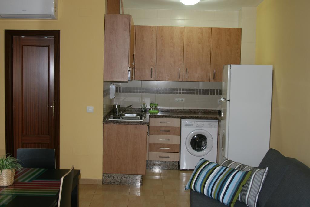 Apartamento Domingo Lozano مالقة المظهر الخارجي الصورة