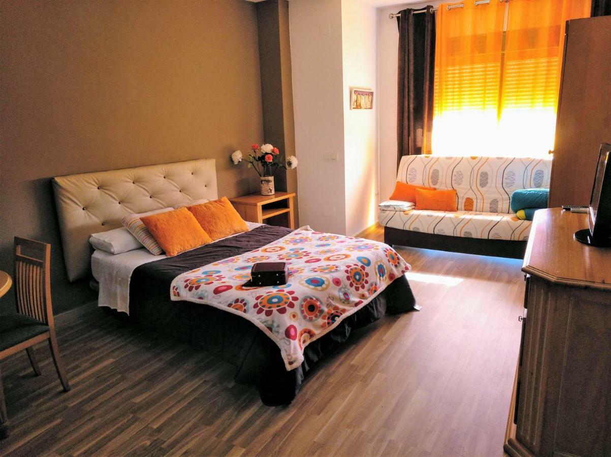 Apartamento Domingo Lozano مالقة المظهر الخارجي الصورة
