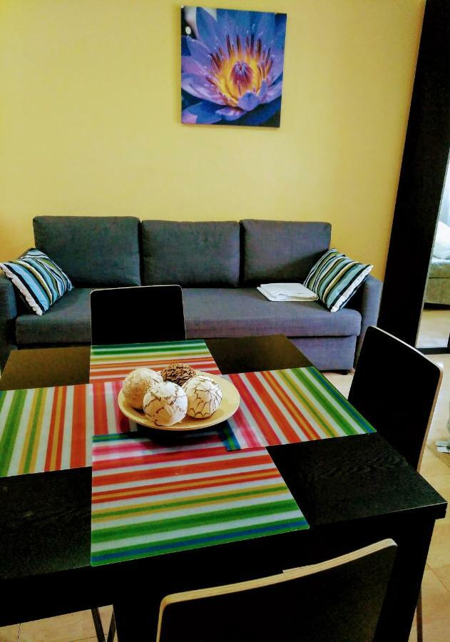 Apartamento Domingo Lozano مالقة المظهر الخارجي الصورة